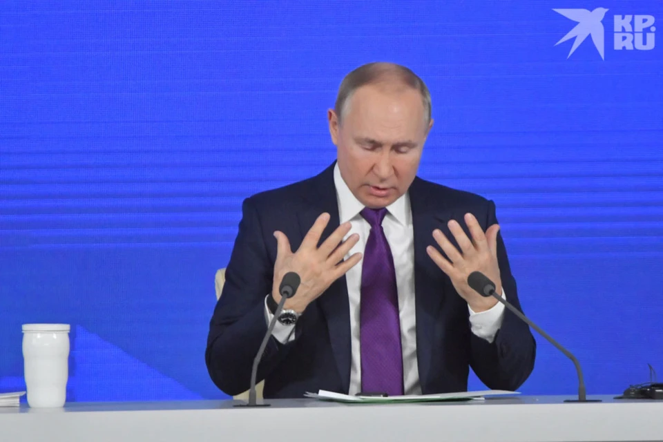 Песков сообщил, что Путин в целом доволен прошедшей пресс-конференцией