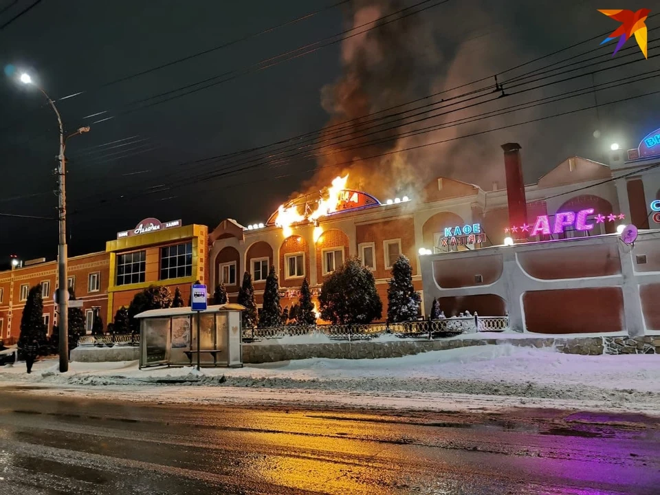 Пожар в гостинице "АРС" в Саратове
