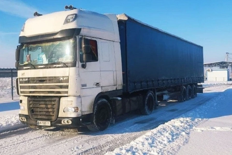 В Республику прибыли три машины с гуманитарным грузом. Фото: МИД ЛНР