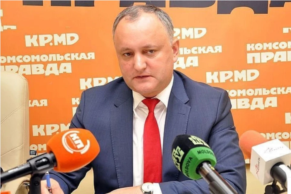 Бывший президент Молдавии заявил, что является подозреваемым по делу о хищении 12 млн долларов.