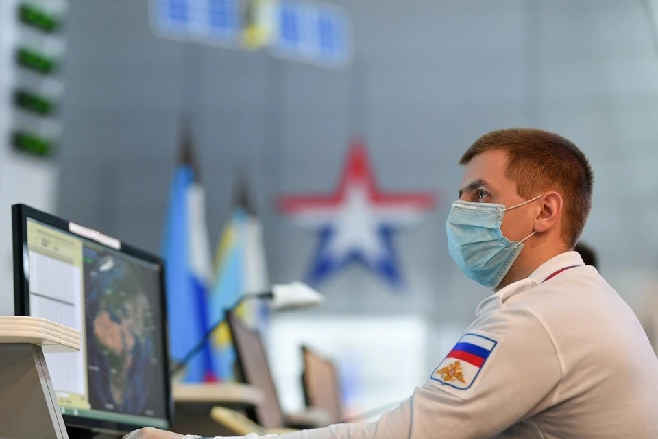Космические войска ВКС России контролировали обстановку в околоземном космическом пространстве
