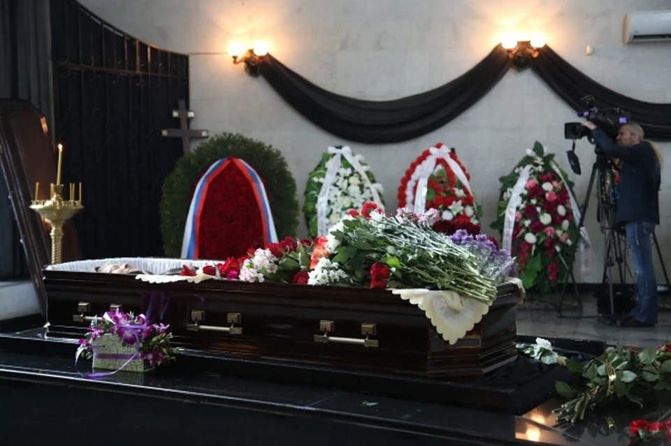 Похороны валентины толкуновой фото в гробу