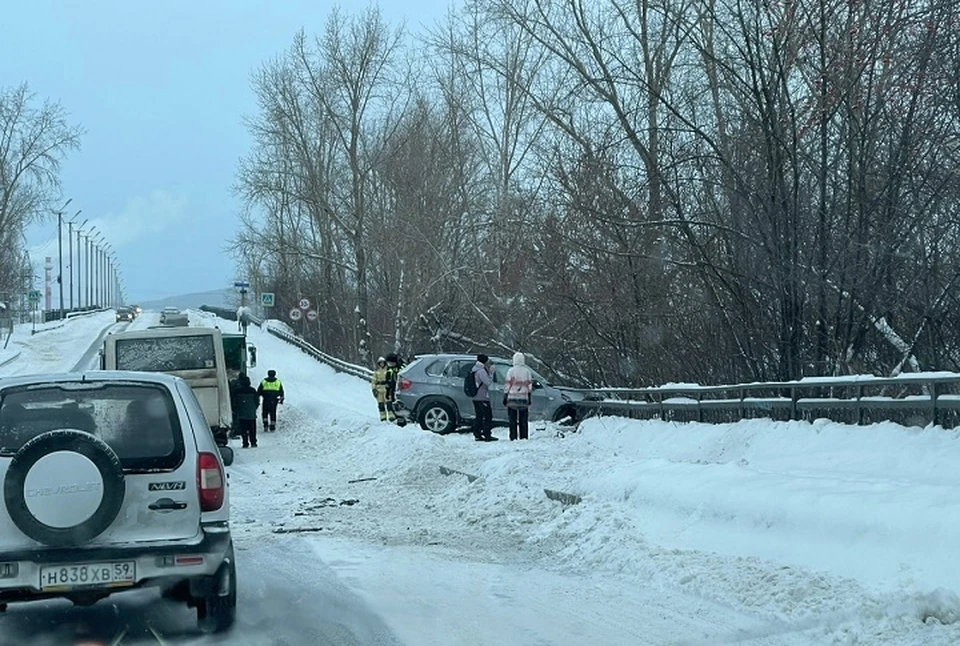 Авария произошла в Чусовом. Фото: ВКонтакте "ЧП Чусовой".