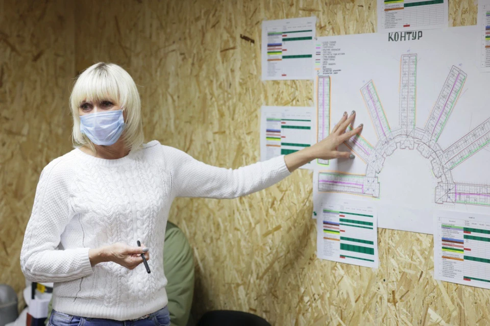 Возведение инфекционного центра в Терновке ведется круглосуточно в три рабочие смены.