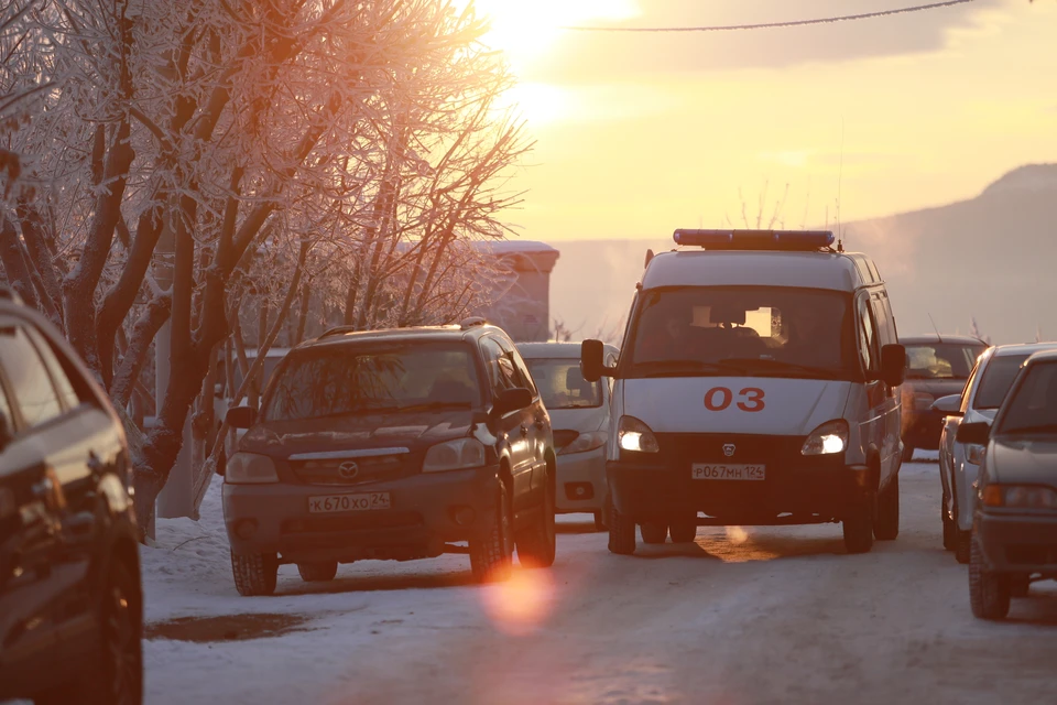 Нижегородцев предупредили о затруднениях в работе скорой помощи из-за снегопада.