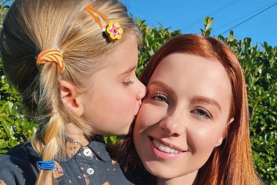 Юлия Савичева воссоединилась с дочерью.  Фото: Инстаграм.