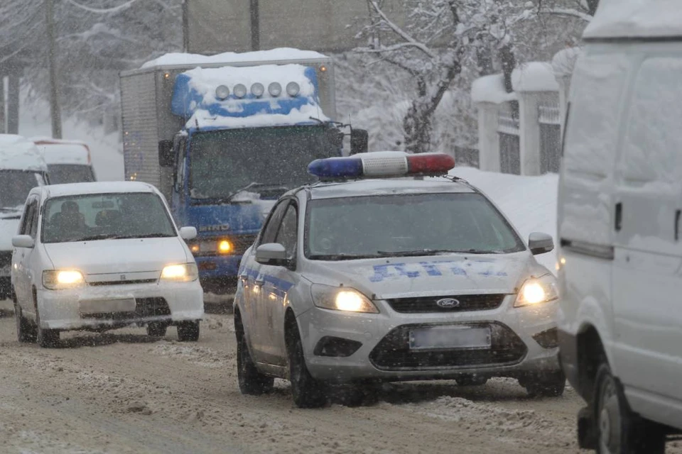 Полицейские помогли доставить полуторагодовалую девочку в больницу через пробки