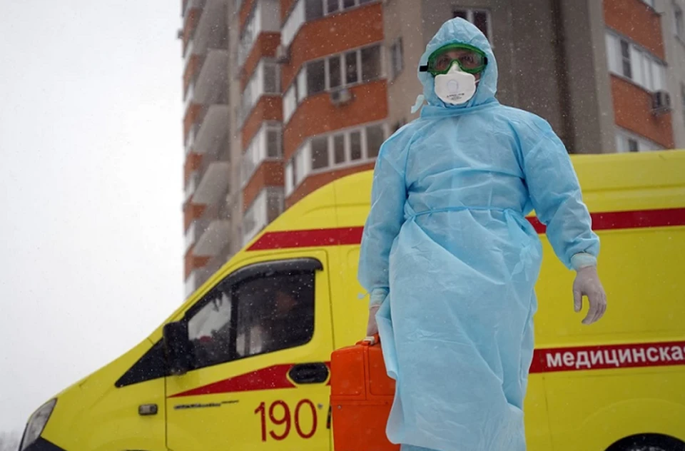 Приехавшие на вызов врачи «неотложки» при положительных результатах экспресс-теста будут выдавать бесплатные лекарства.