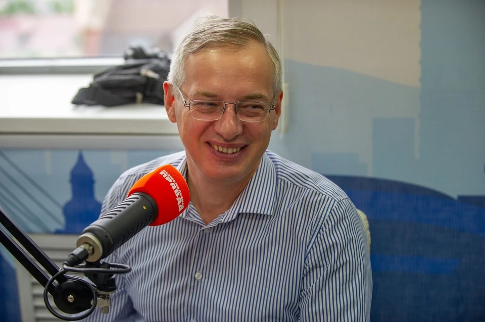 Алексеев в эфире радио "Комсомольской правды - Владивосток". Из архива