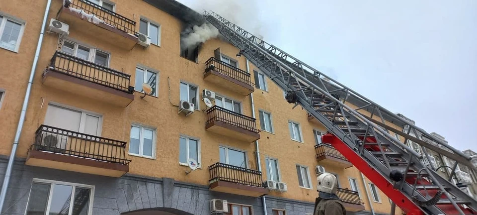 Пожар на проспекте Кирова в Саратове