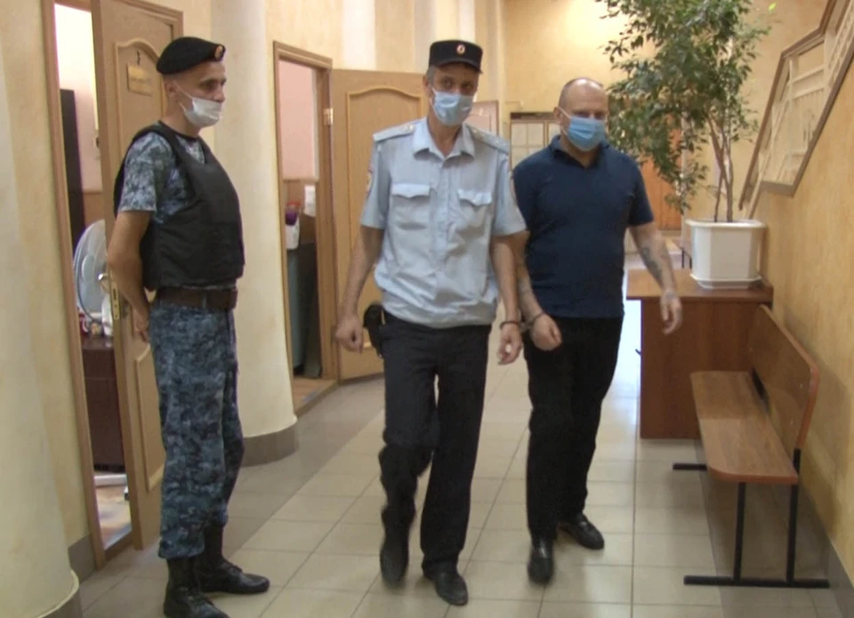В Тульской области осудили преступную группировку, обвиняемую в покушении на хищение у бизнесмена 19 миллионов рублей