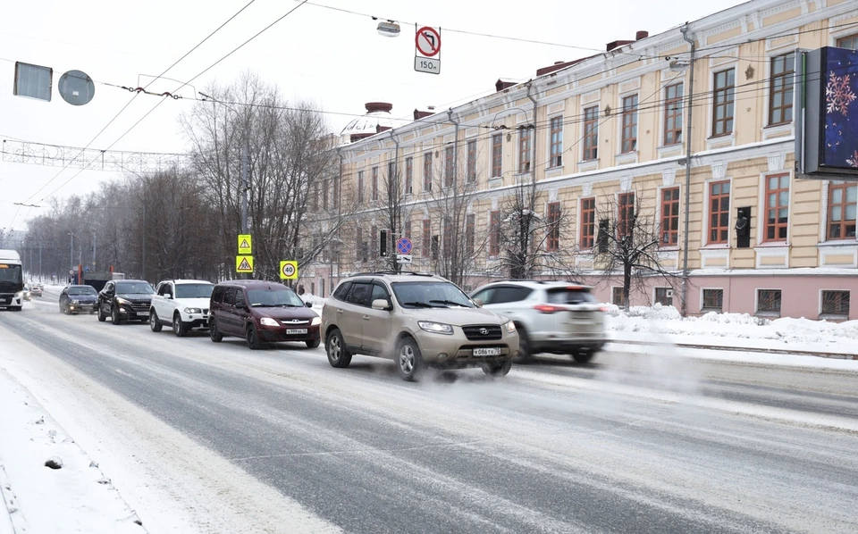 Ежедневно на автодорогах области осуществляется видеофиксация нарушений Правил дорожного движения.