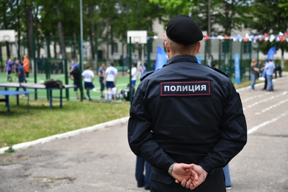Полиция проводит проверку Фото: Иван МАКЕЕВ
