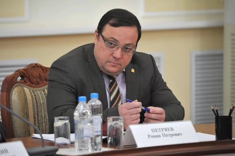 Экс-зампред Роман Петряев обратился через соцсети к губернатору, чиновникам и рязанцам.