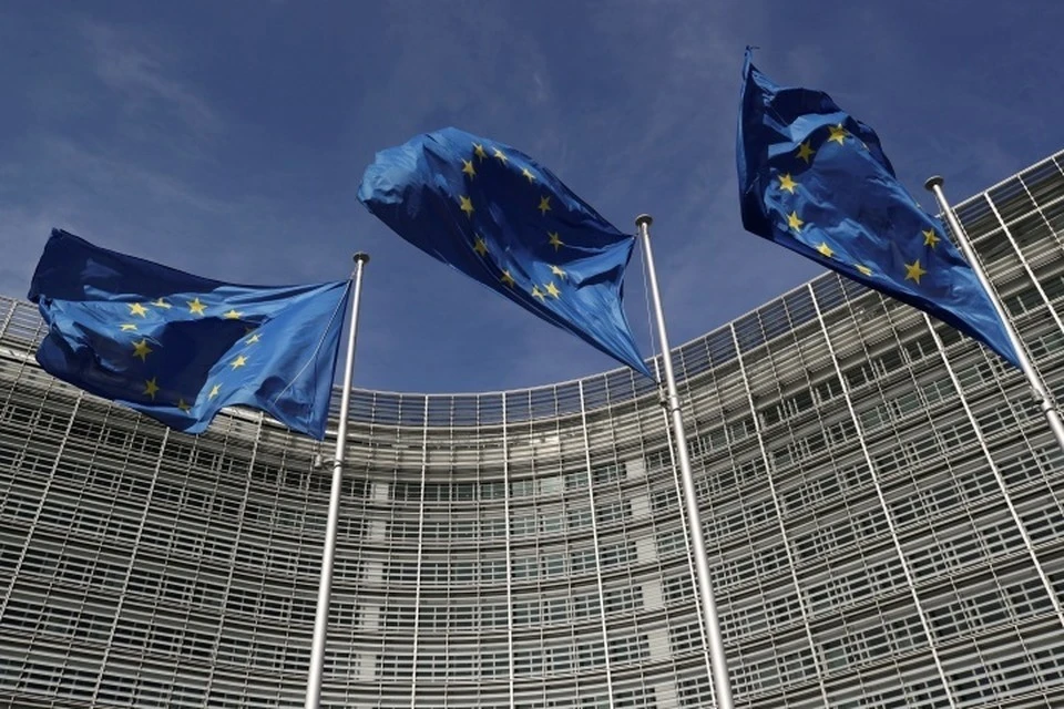 В Еврокомиссии заявили о возможном введении второго пакета санкций против России