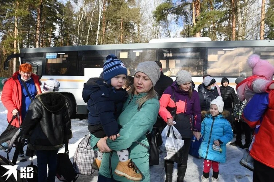 В основном беженцы прибывают в санатории Подмосковья.