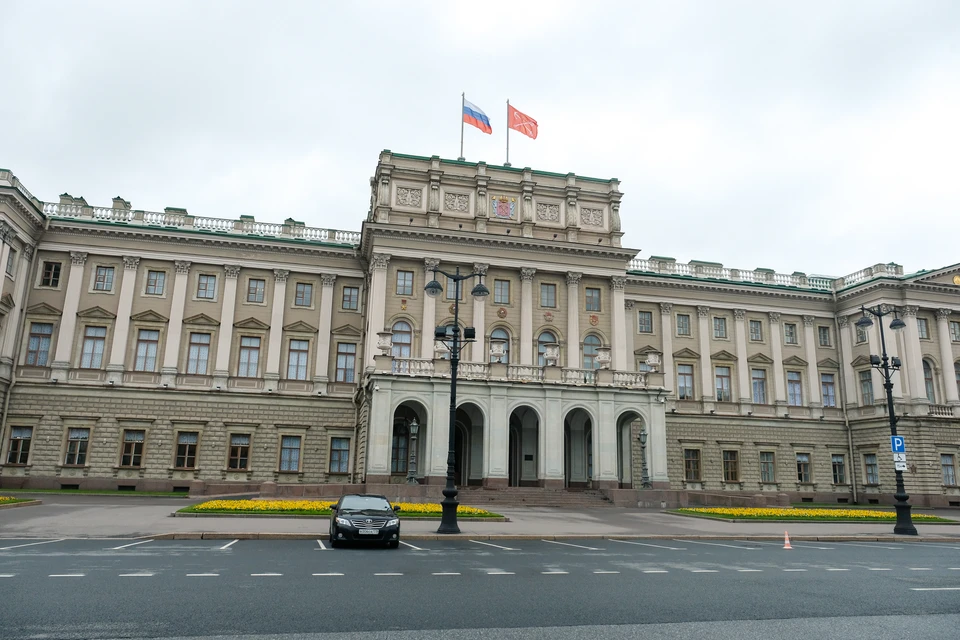 Петербургским депутатам отказали в создании кризисной комиссии