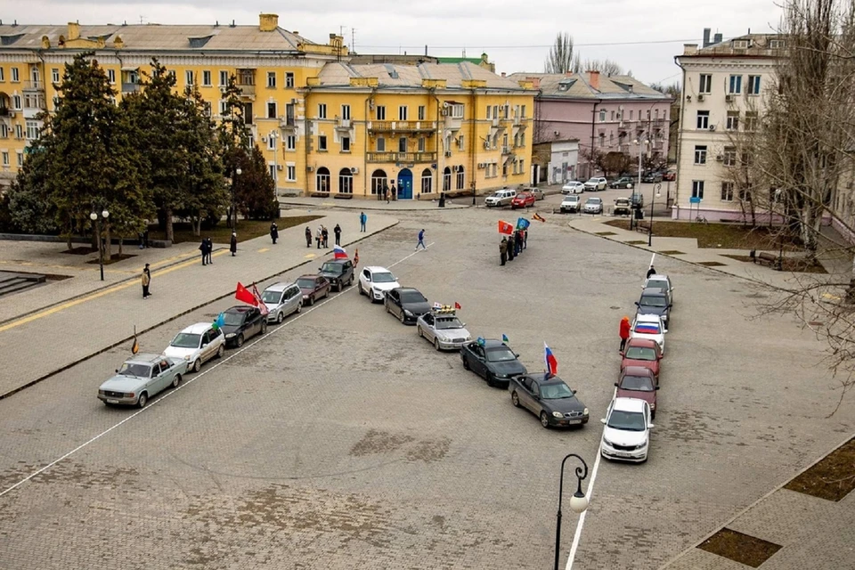 В Таганроге активисты поддержали наших военных. Фото: администрация Таганрога