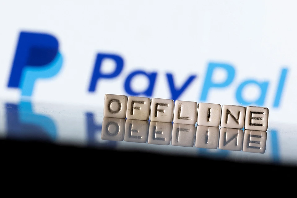 Платежная система PayPal призвала клиентов вывести деньги со счетов в связи с прекращением работы в России.