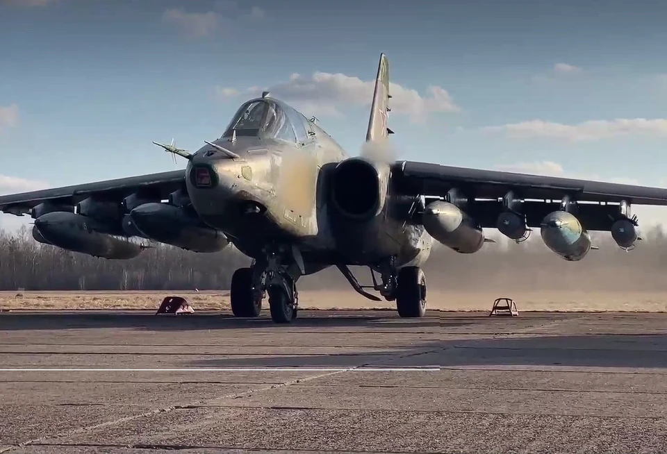 Два Су-25 уничтожили склад с боеприпасами ВСУ