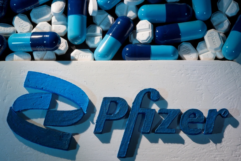 Pfizer приостановит инвестиции в России, но продолжит поставку лекарств
