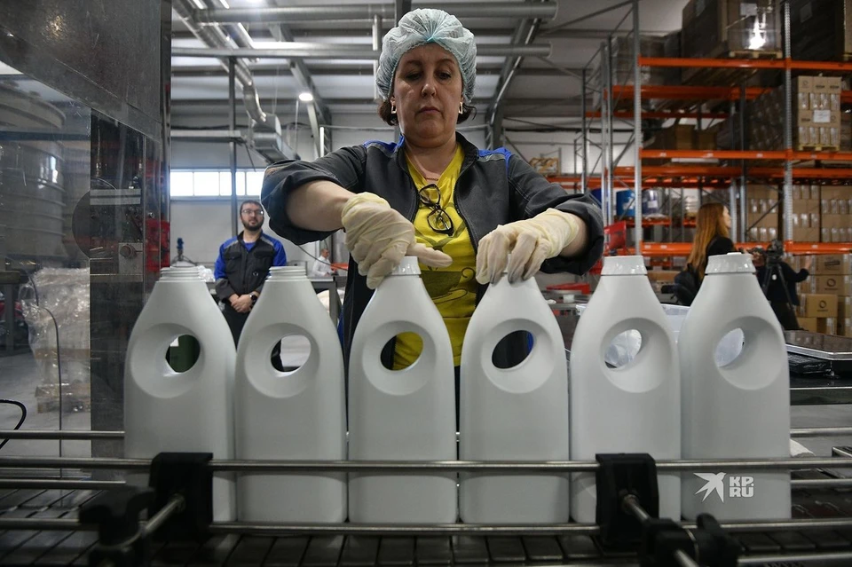 За три года количество предприятий, выпускающих товары народного потребления в Свердловской области выросло с 70 до 150.