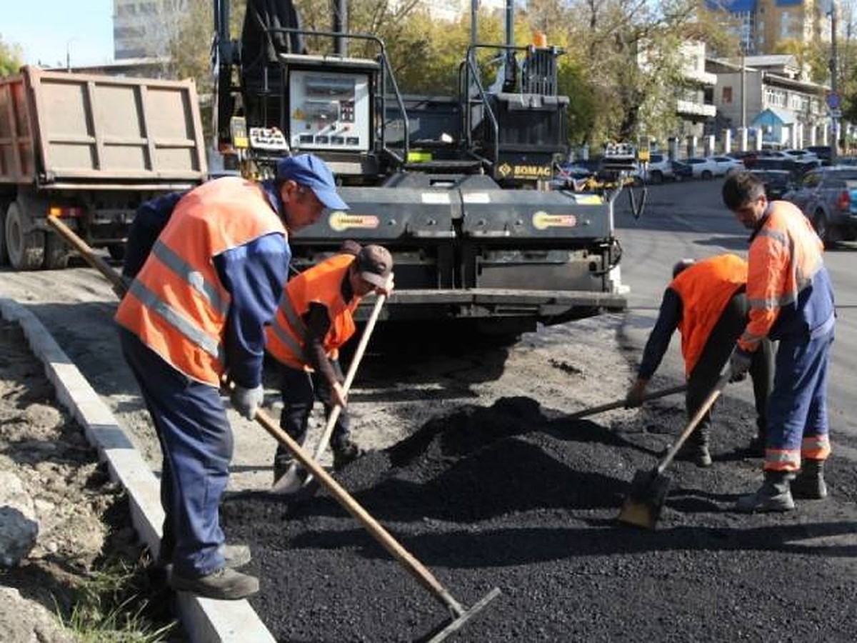 Иркутский работу. Техника для ремонта дорог. Дорога ремонт. Ремонт путепровода. Иркутск ремонт дороги Депутатская.