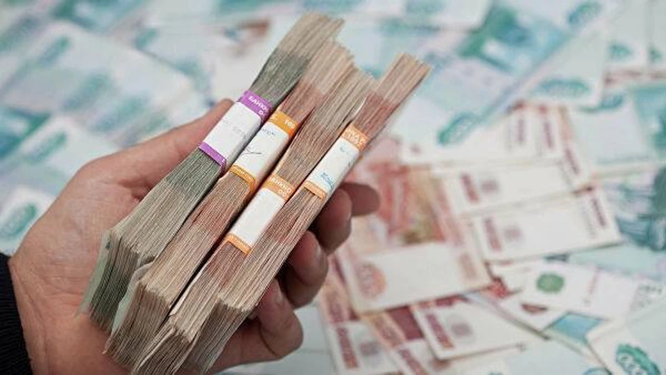 Больше всех в Севастополе зарабатывают банкиры и страховщики. ФОТО: ria.ru