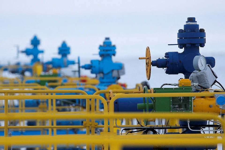 Постпред России при ЕС заявил, что если Европа вынудит "Газпром" прекратить поставки газа, ей остается уповать только на скорейшее потепление.