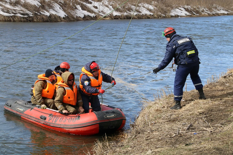 В центре Тулы на Упе прошли учения по спасению людей на воде
