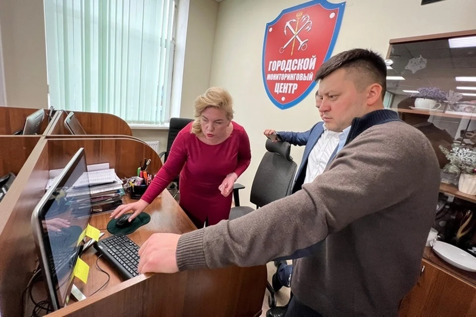 Мавлиев в питерском мониторинговом центре // vk.com / Ратмир Мавлиев