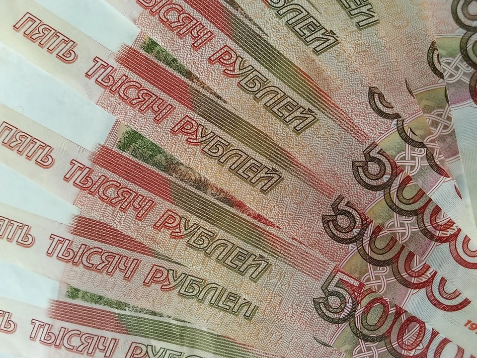 В Тазовском районе оштрафовали продавцов просроченных продуктов