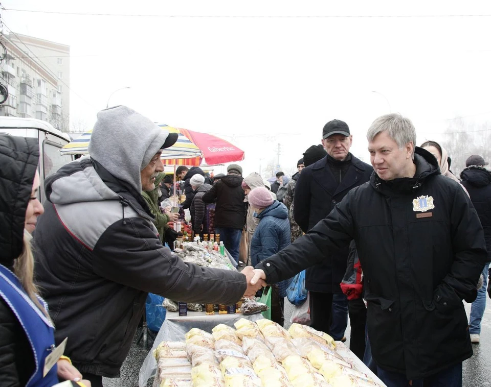 На ярмарке жители смогли купить различную продукцию от местных производителей. Фото: telegram-канал Алексея Русских