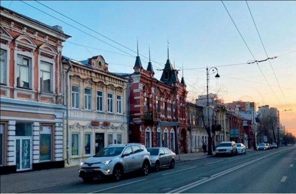 Старинный особняк находится в центре города / Фото: avito.ru