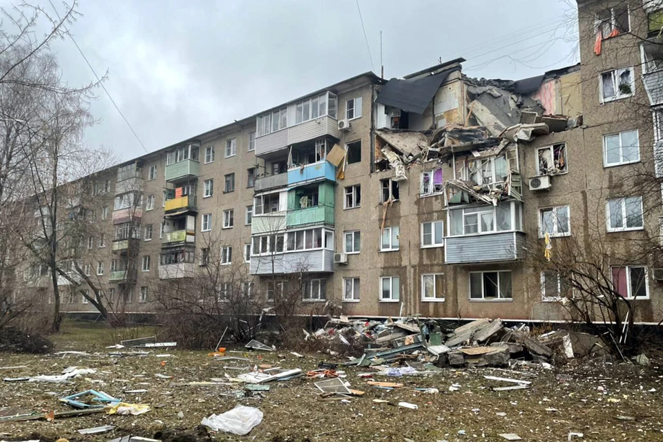 В результате взрыва рухнули перекрытия между этажами