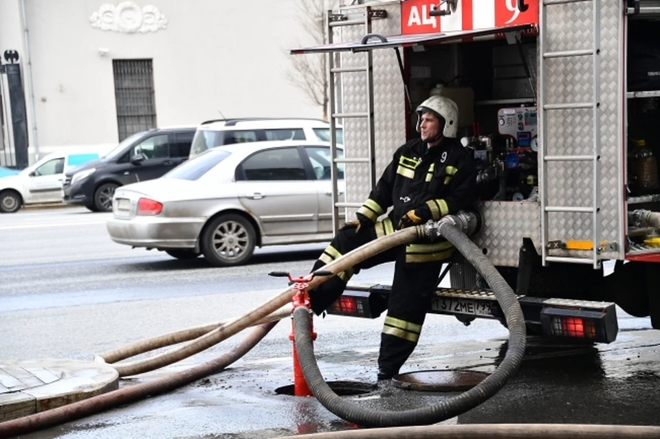 В остове загорелась школа.