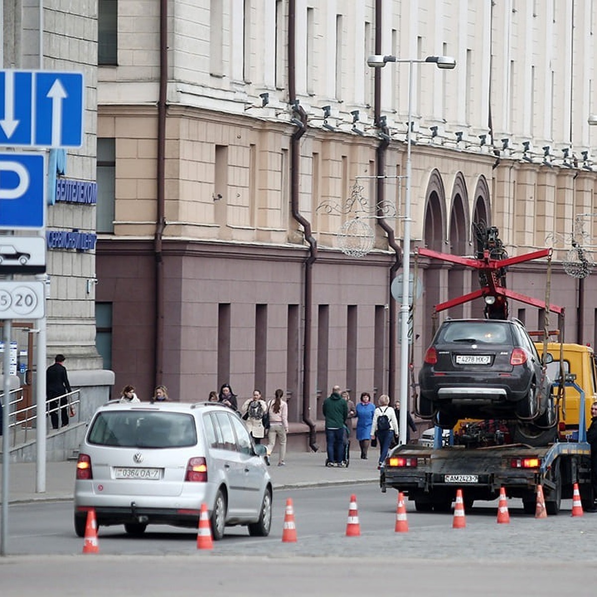 В Минске ГАИ эвакуирует машины за нарушение правил парковки - KP.RU