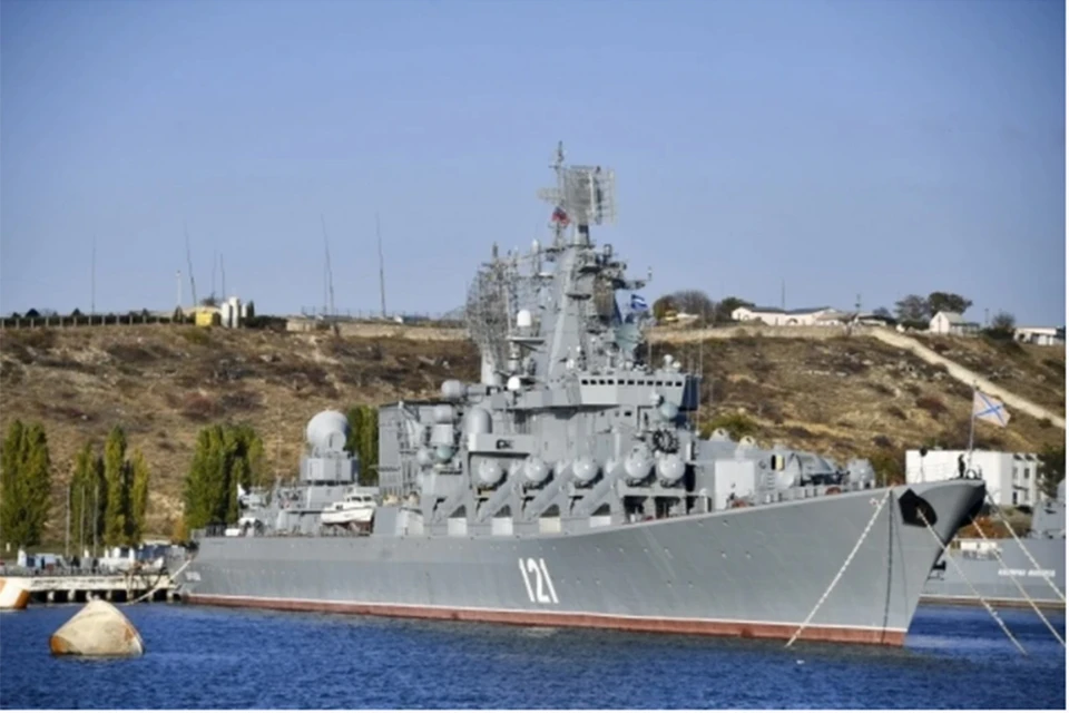 Минобороны сообщило, почему затонул крейсер "Москва".