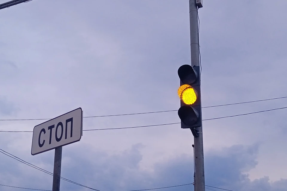 В Липецком районе мотоцикл врезался в столб