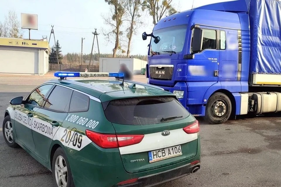 Белорус выпил и попытался на фуре прорваться через границу. Фото: podlaskie.kas.gov.pl