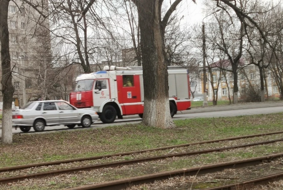 Причины пожара выясняются