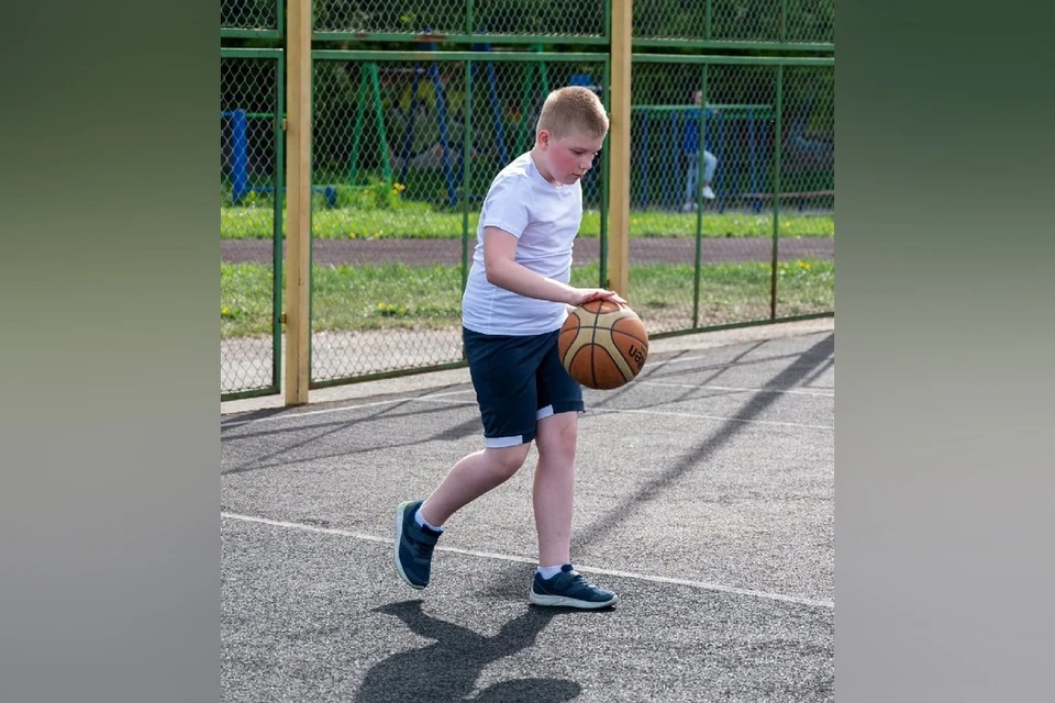 Артем Самоделкин уже занимается в инклюзивной группе вместе с ребятами без особенностей развития. Фотография предоставлена клубом «Без границ»