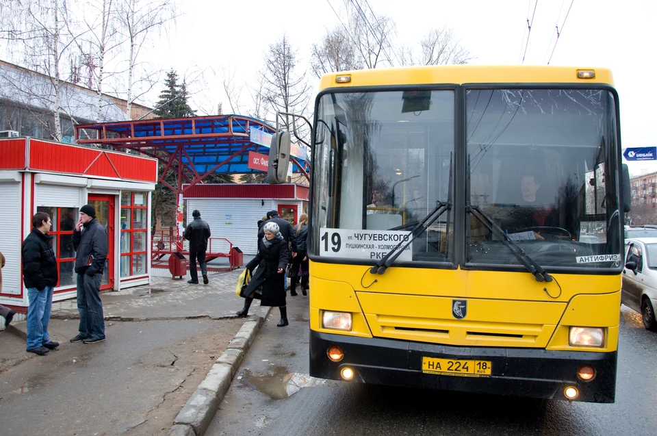 В Ижевске в связи с репетициями парада Победы 29 апреля, 5 и 7 мая будет ограничено движение транспорта по улице Пушкинской