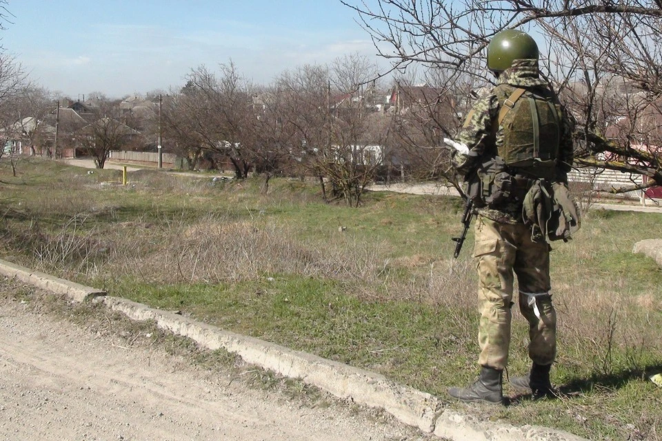 Военкор RT Газдиев сообщил, что территория “Азовстали” намертво заблокирована Вооруженными силами России
