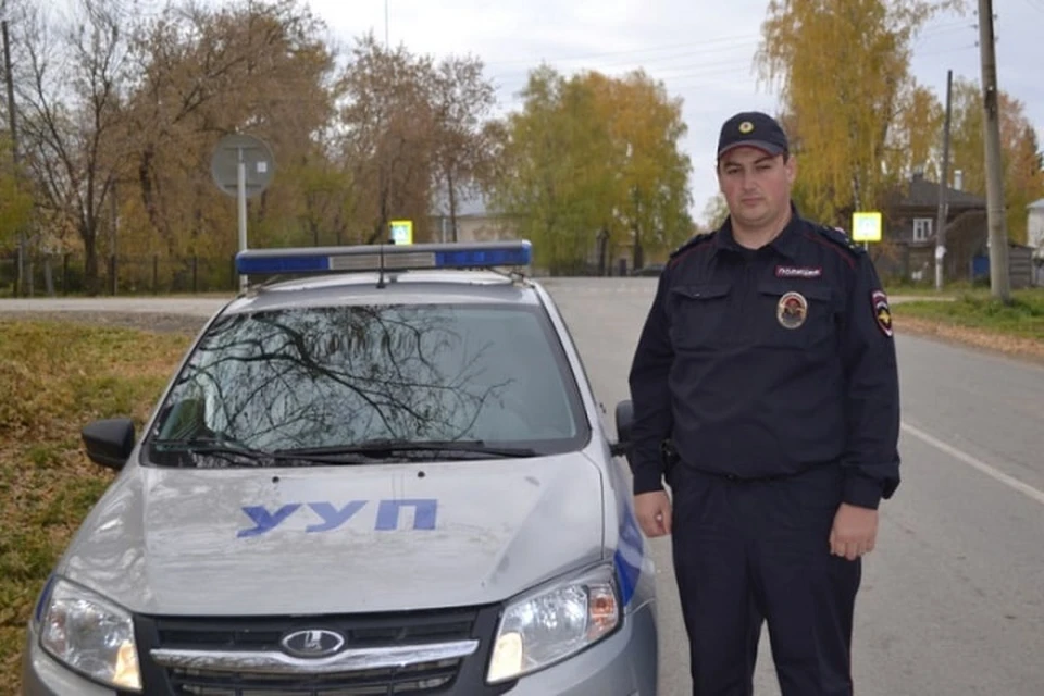Алексей Петров спас человека на пожаре. Фото: ГУ МВД по Пермскому краю.