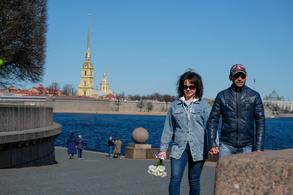 Синоптик Колесов рассказал, как долго в Петербурге продержится тепло