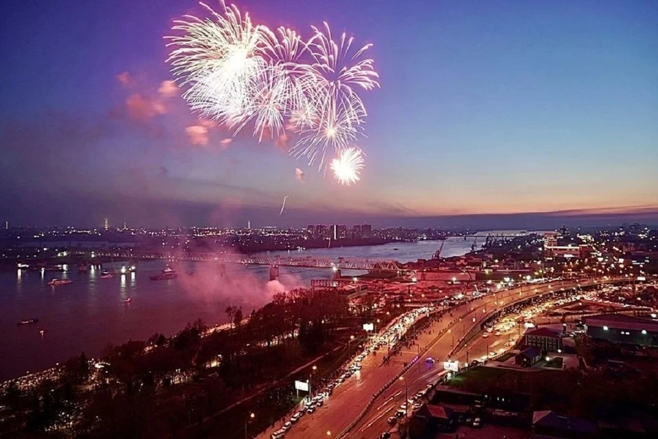 В Новосибирске 9 мая прогремят 7 салютов в честь Дня Победы.