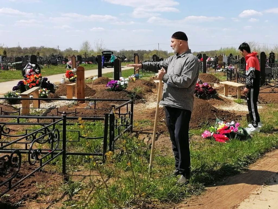 Субботник на мусульманском кладбище в Рязани - 2022.
