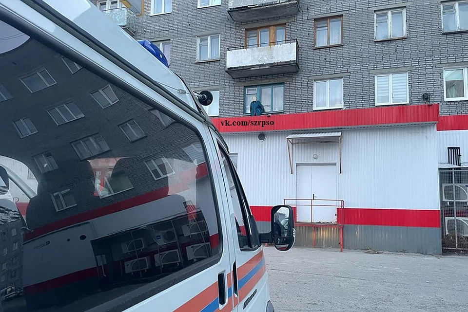 В ночь на 23 мая сотрудники поисково-спасательного подразделения "Кировск" выезжали на помощь пожилой женщине. Фото: vk.com/szrpso