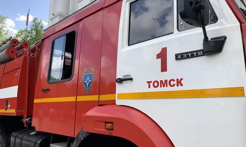 В ликвидации возгорания участвовало 9 человек.